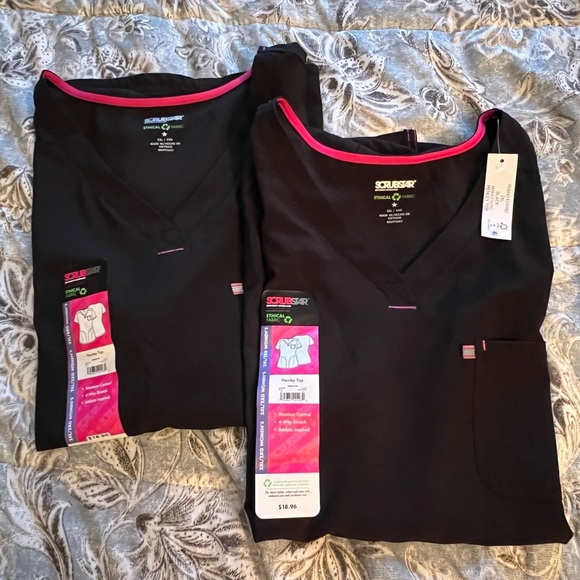 Bundle (2) NWT Scrubstar Women’s Henley Top V-Neck Scrub Top Black Sz 2XL - Picture 1 of 4